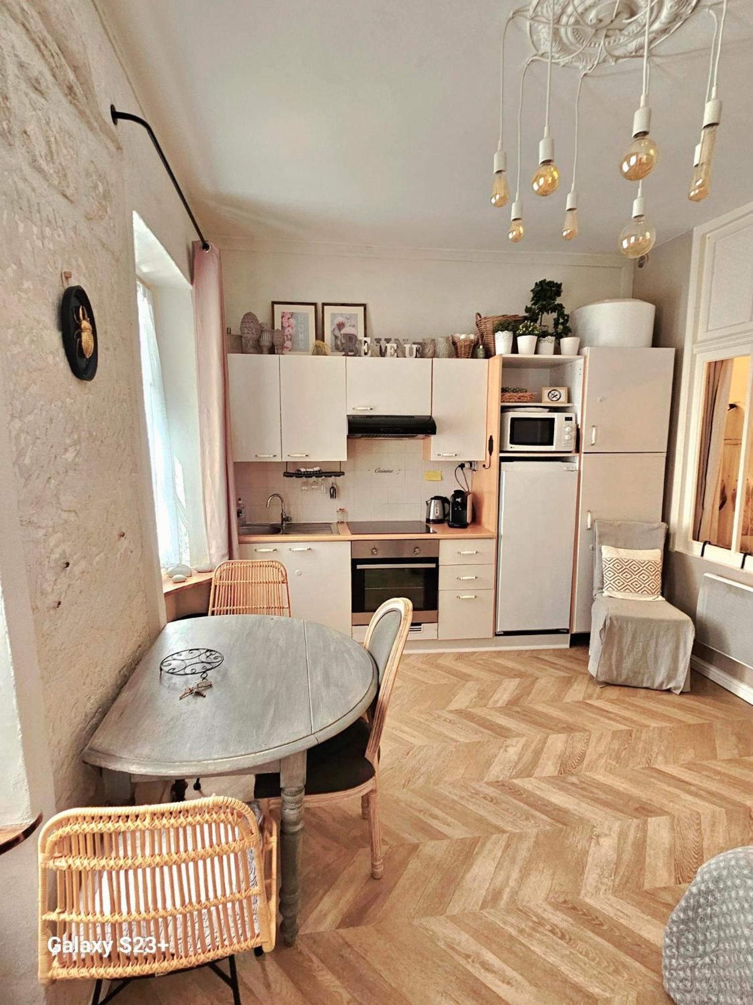 Studio Centre-Historique, A Deux Pas Du Palais, Wifi อาวีญง ภายนอก รูปภาพ